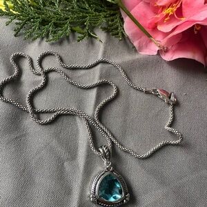 Elegant vintage  sterling Silver 925 Necklace with Blue Pendant 19” long